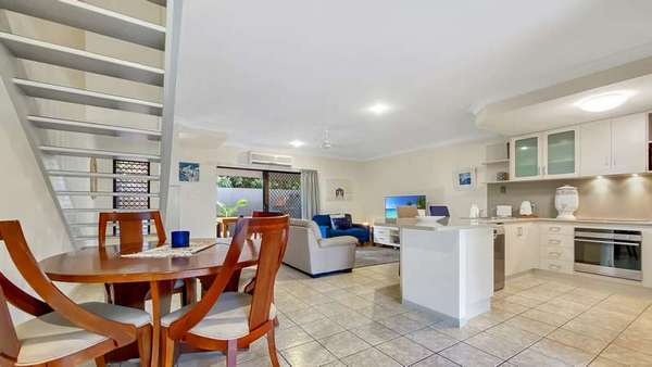 11/24-26 Old Smithfield Road, Freshwater - Thumbnail 7