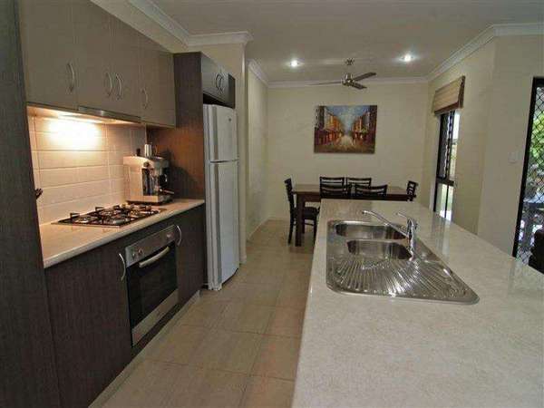 114 Xavier Herbert Drive, Redlynch - Thumbnail 8