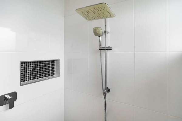 8 Davidson Close, Redlynch - Thumbnail 6