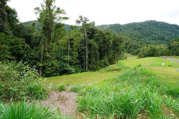 102-104 Cascades Drive, Redlynch - Thumbnail 4