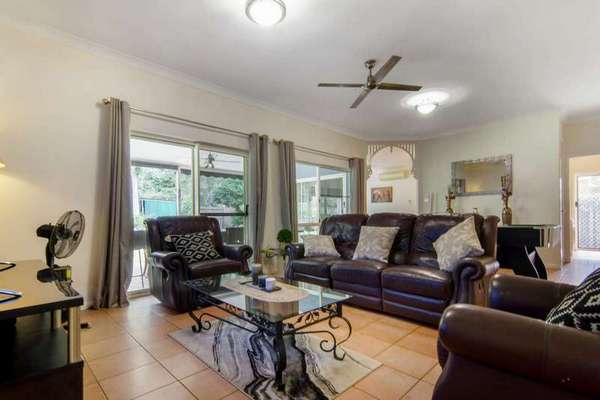 16 Jak Gee St, Redlynch - Thumbnail 4