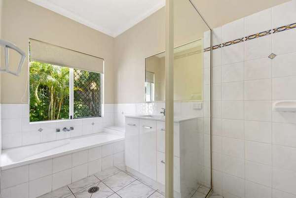 8 Bayu Close, Redlynch - Thumbnail 6