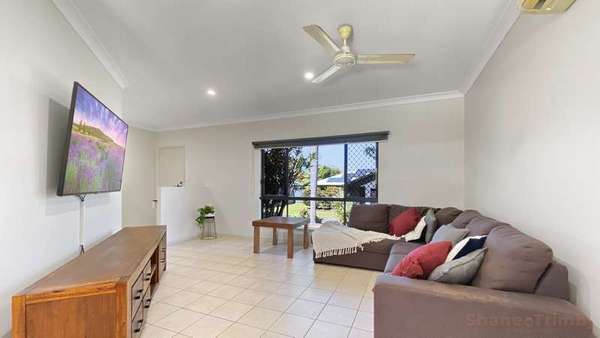 4 Cowie Close, Bentley Park - Thumbnail 3