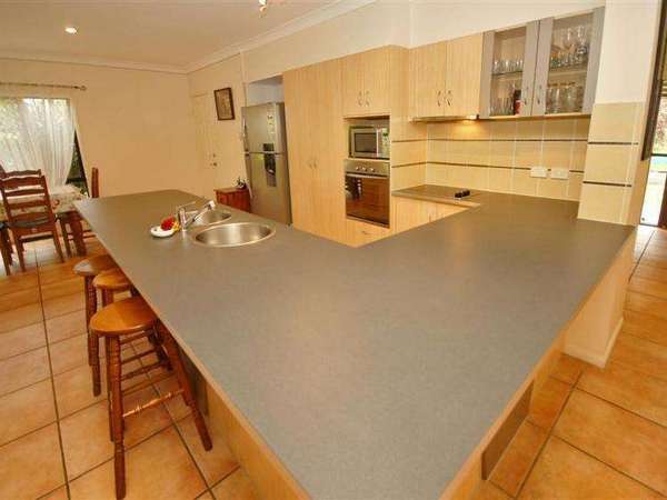 8 William Hickey Street, Redlynch - Thumbnail 6