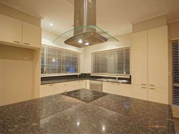 16 Lum Jim St, Redlynch - Thumbnail 3