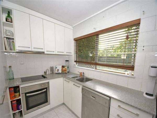 12 Avocado Close, Manoora - Thumbnail 2
