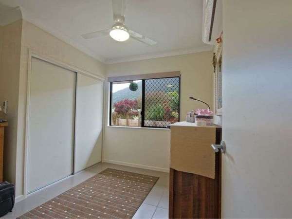 24 Willoughby Close, Redlynch - Thumbnail 4