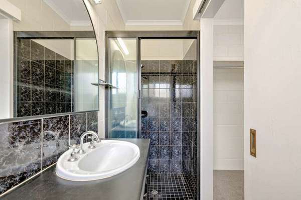 9 Jasmine, Redlynch - Thumbnail 5