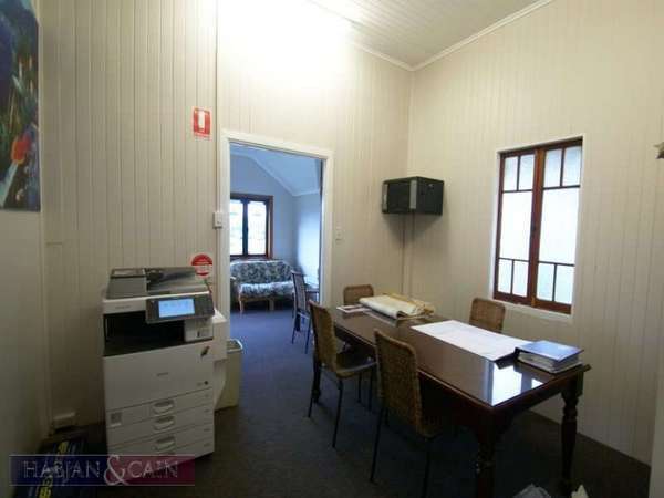PARRAMATTA PARK QLD, 4870, Parramatta Park - Thumbnail 5