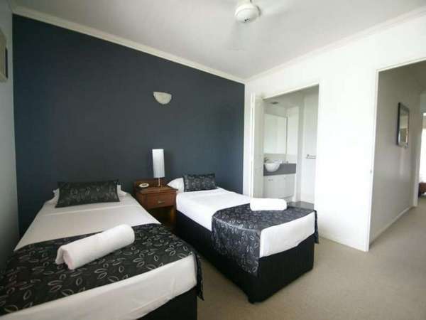 CAIRNS CITY QLD, 4870, Cairns City - Thumbnail 7