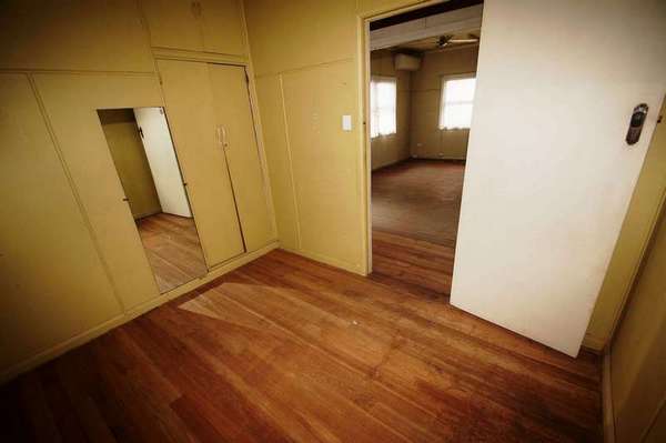 13 Chaplin Ave, Manunda - Thumbnail 4
