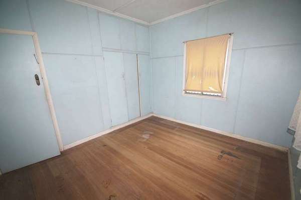 13 Chaplin Ave, Manunda - Thumbnail 8
