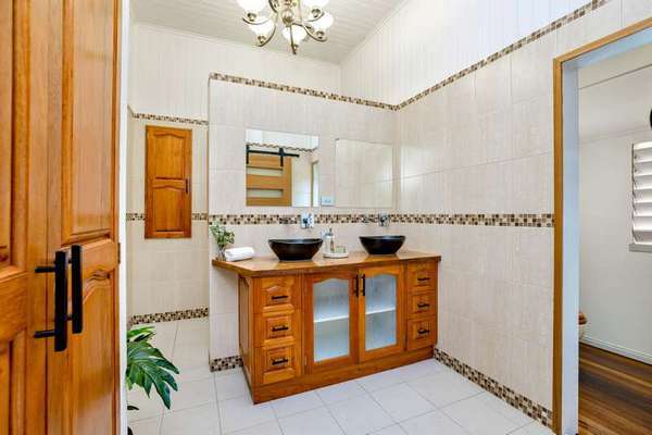23 Queen Street, Parramatta Park - Thumbnail 8