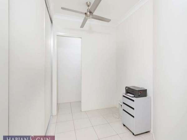 15 Milko Close, Brinsmead - Thumbnail 7
