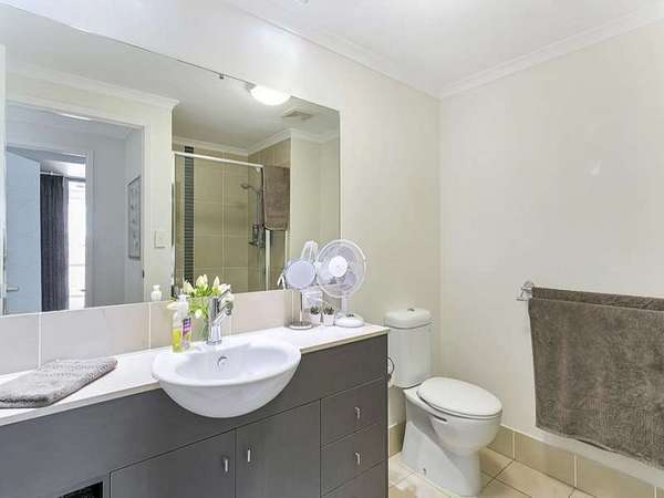 Level 3/123-131 Grafton Street, Cairns City - Thumbnail 6