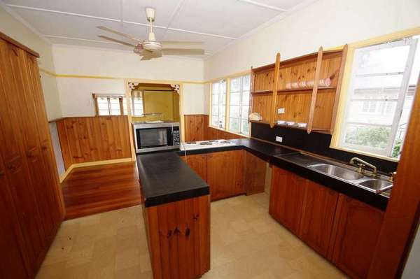 49 Balaclava rd, Earlville - Thumbnail 3