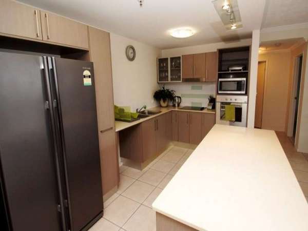 CAIRNS CITY QLD, 4870, Cairns City - Thumbnail 3
