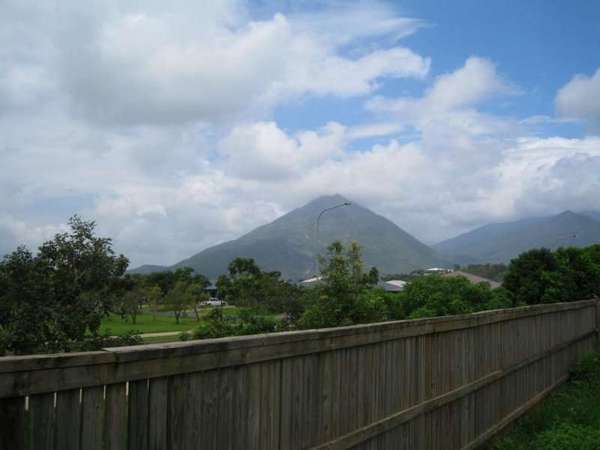 15 Wienert Close, Gordonvale - Thumbnail 2