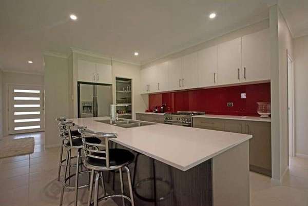 9 Margarita Court, Bushland Beach - Thumbnail 4
