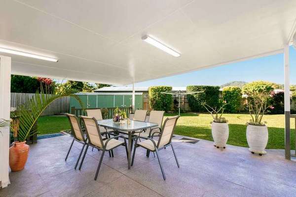 24 Windsor close, Brinsmead - Thumbnail 4