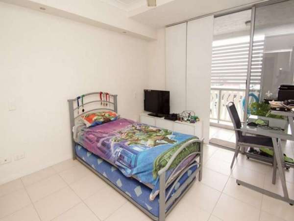 CAIRNS CITY QLD, 4870, Cairns City - Thumbnail 8
