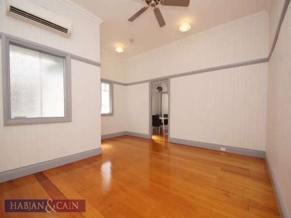 67 Charles Street, Parramatta Park - Thumbnail 4