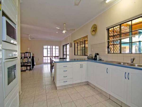 EDGE HILL QLD, 4870, Edge Hill - Thumbnail 3
