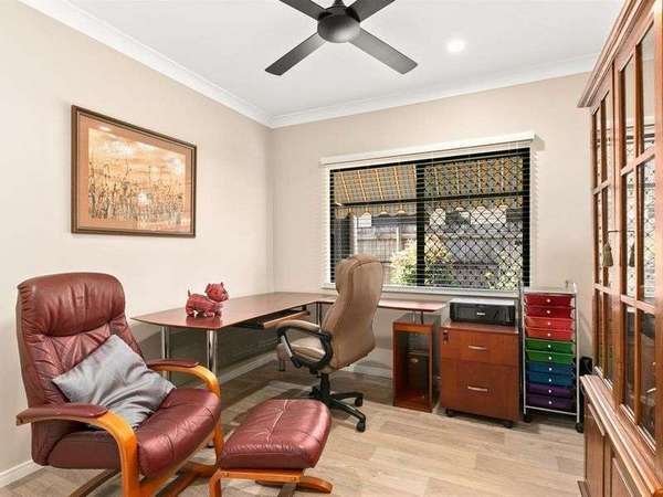 5 BECK CLOSE, Bentley Park - Thumbnail 5