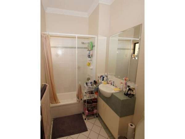36 Cairns Street, Cairns North - Thumbnail 5