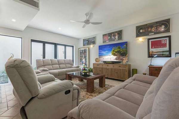 9/18-28 ST CRISPINS AVENUE, Port Douglas - Thumbnail 6