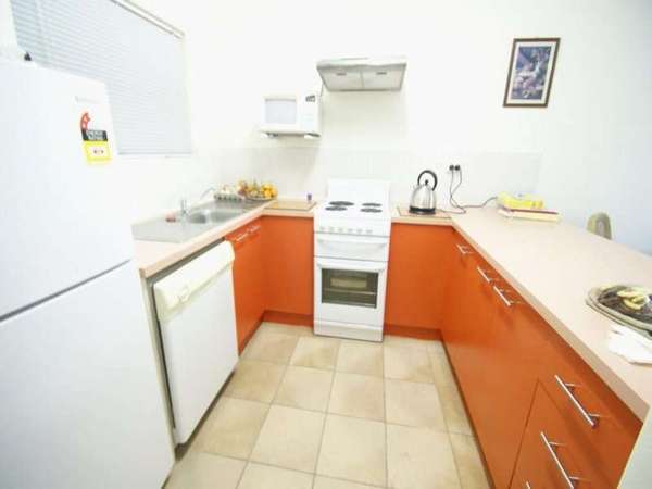 CAIRNS NORTH QLD, 4870, Cairns North - Thumbnail 4