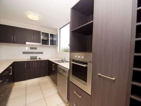 CAIRNS CITY QLD, 4870, Cairns City - Thumbnail 3