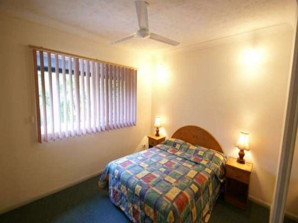 CAIRNS CITY QLD, 4870, Cairns City - Thumbnail 3