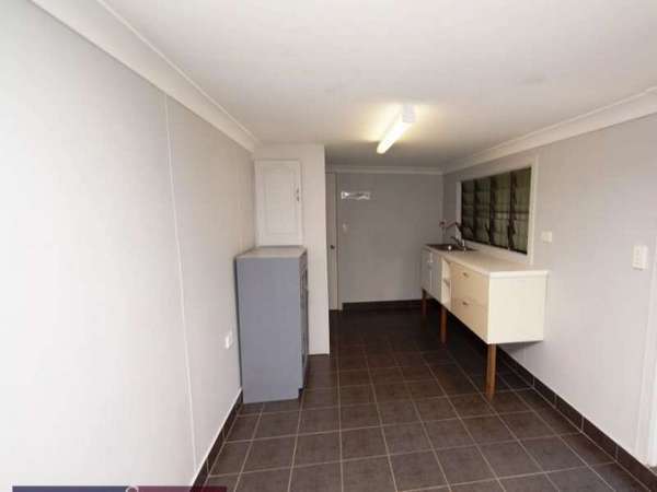 67 Charles Street, Parramatta Park - Thumbnail 7