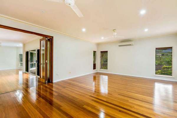 8 East Parkridge drive, Brinsmead - Thumbnail 4