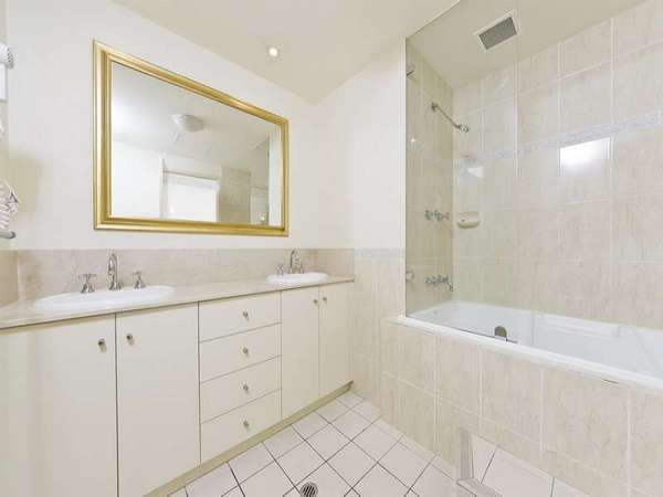 CAIRNS NORTH QLD, 4870, Cairns North - Thumbnail 6