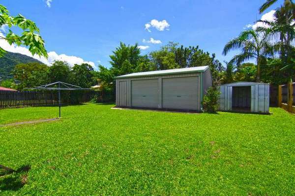 10 Grevillea Street, Mooroobool - Thumbnail 3