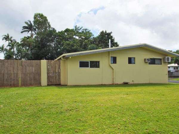 17 Tamba Street, Bayview Heights - Thumbnail 8