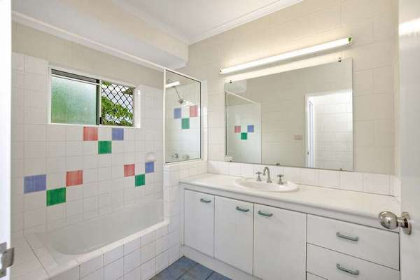 9 Jasmine, Redlynch - Thumbnail 8