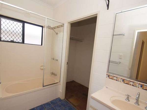 BRINSMEAD QLD, 4870, Brinsmead - Thumbnail 4