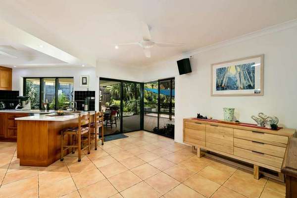26 MACARTHUR CLOSE, Palm Cove - Thumbnail 3