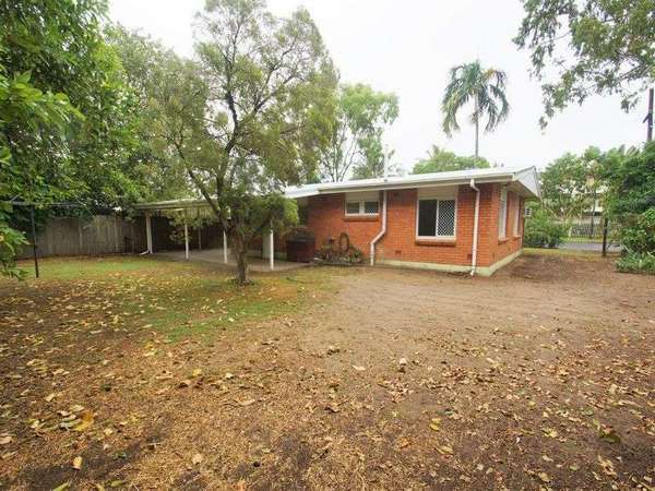 HOLLOWAYS BEACH QLD, 4878, Holloways Beach - Image 1