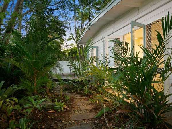 WHITFIELD QLD, 4870, Whitfield - Thumbnail 2