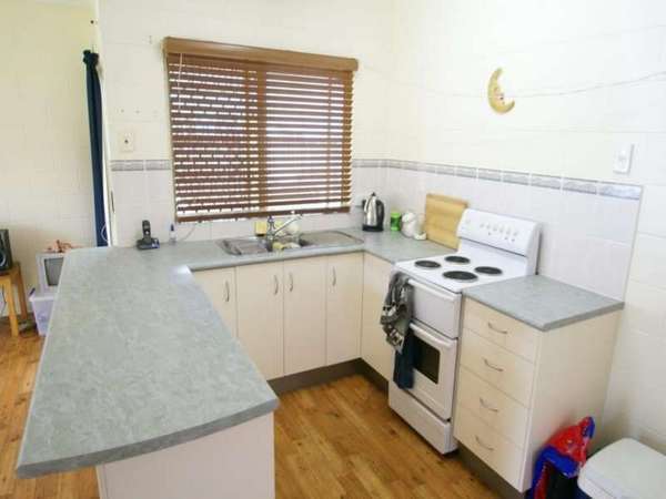 24 Avondale Street,, Mount Sheridan - Thumbnail 3