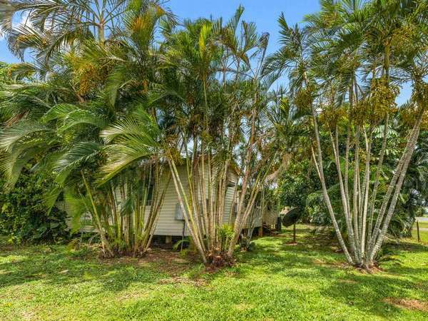 748 Captain Cook Hwy, Yorkeys Knob - Thumbnail 7