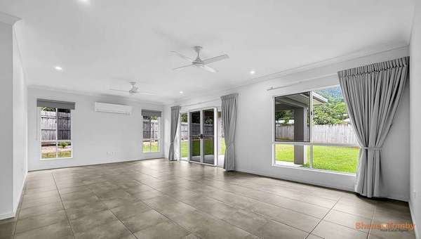 16 Marino Close, Redlynch - Thumbnail 2