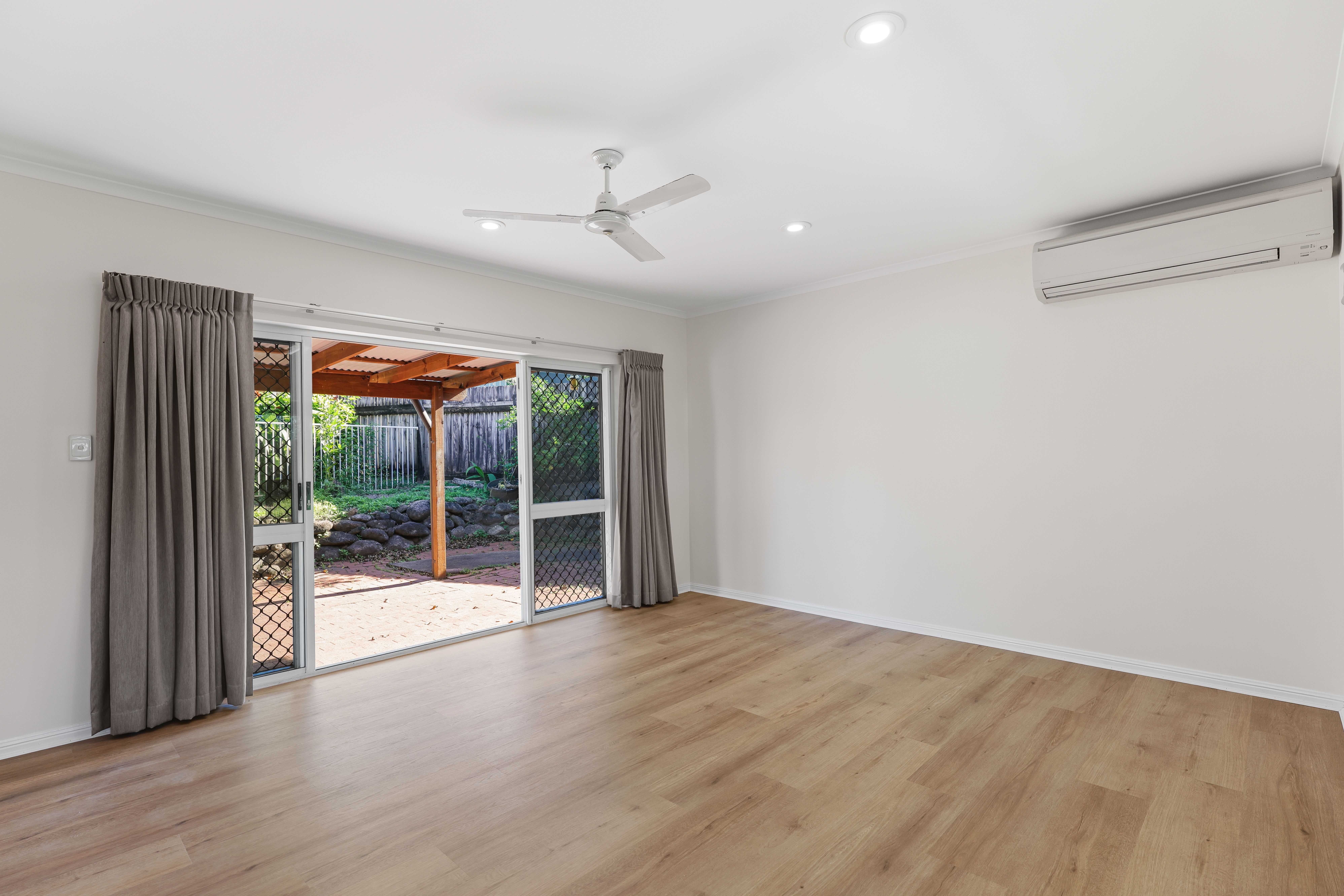 3 Ebony Street, Redlynch - Thumbnail 3