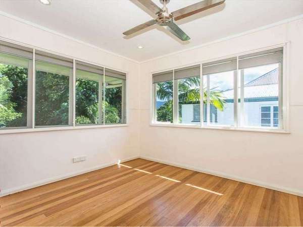 47 Pyne Street, Edmonton - Thumbnail 4