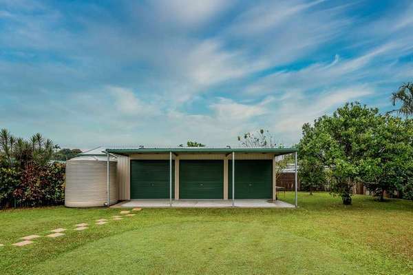 11 Aruma Close, White Rock - Thumbnail 4