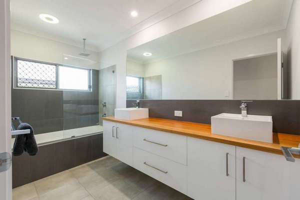 1 Coutts Close, Gordonvale - Thumbnail 4